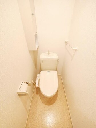 レジデンスガーデンIの物件内観写真